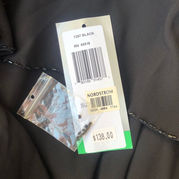 Patra flapper style layered dress - Picture 3 of 4